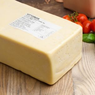 Vittorios Mature Cheddar Cheese-1x5kg