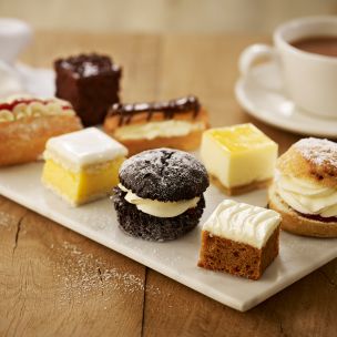 Wrights Mini Cake Assortment 1x40