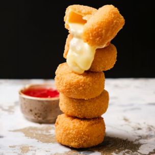 Carisma Breaded Camembert Rounds 6x1kg