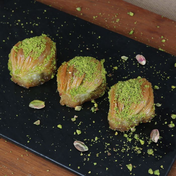 Letsdough Mussel Shaped Baklava with Pistachio 1x1kg